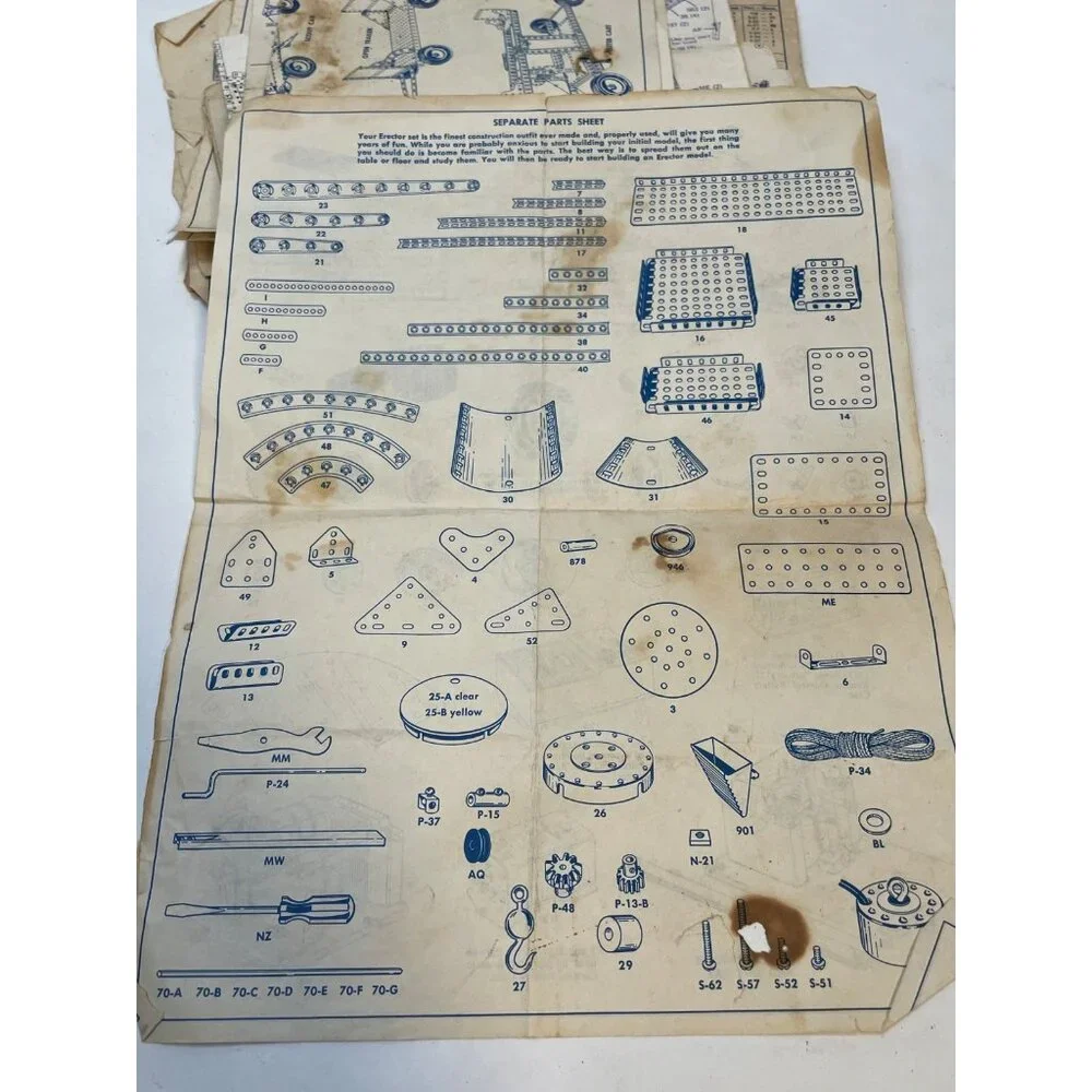 Gilbert Erector Set with instruction manuals Gabriel vintage 70's